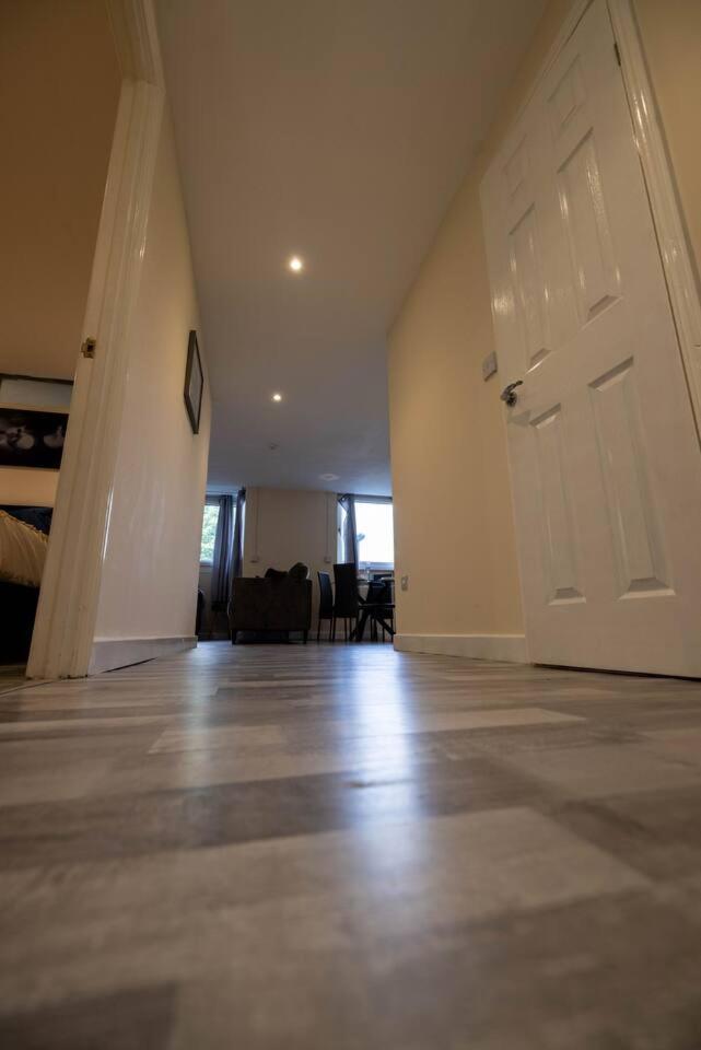 3 Bedroomflat-Free Parking-Wifi-Parking-8People London Exteriör bild