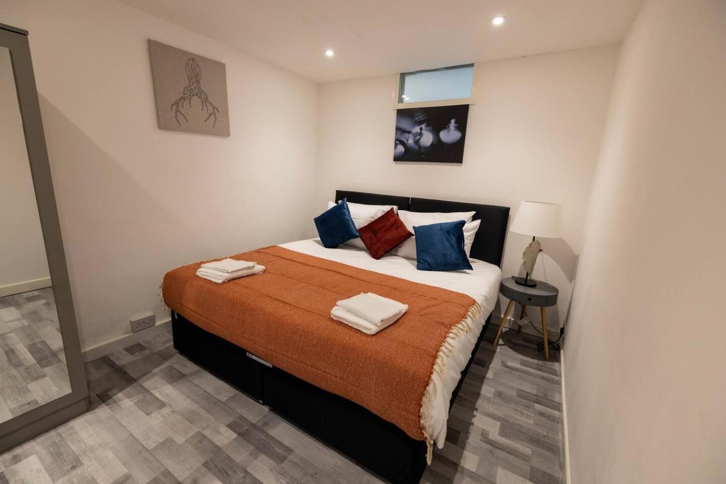 3 Bedroomflat-Free Parking-Wifi-Parking-8People London Exteriör bild