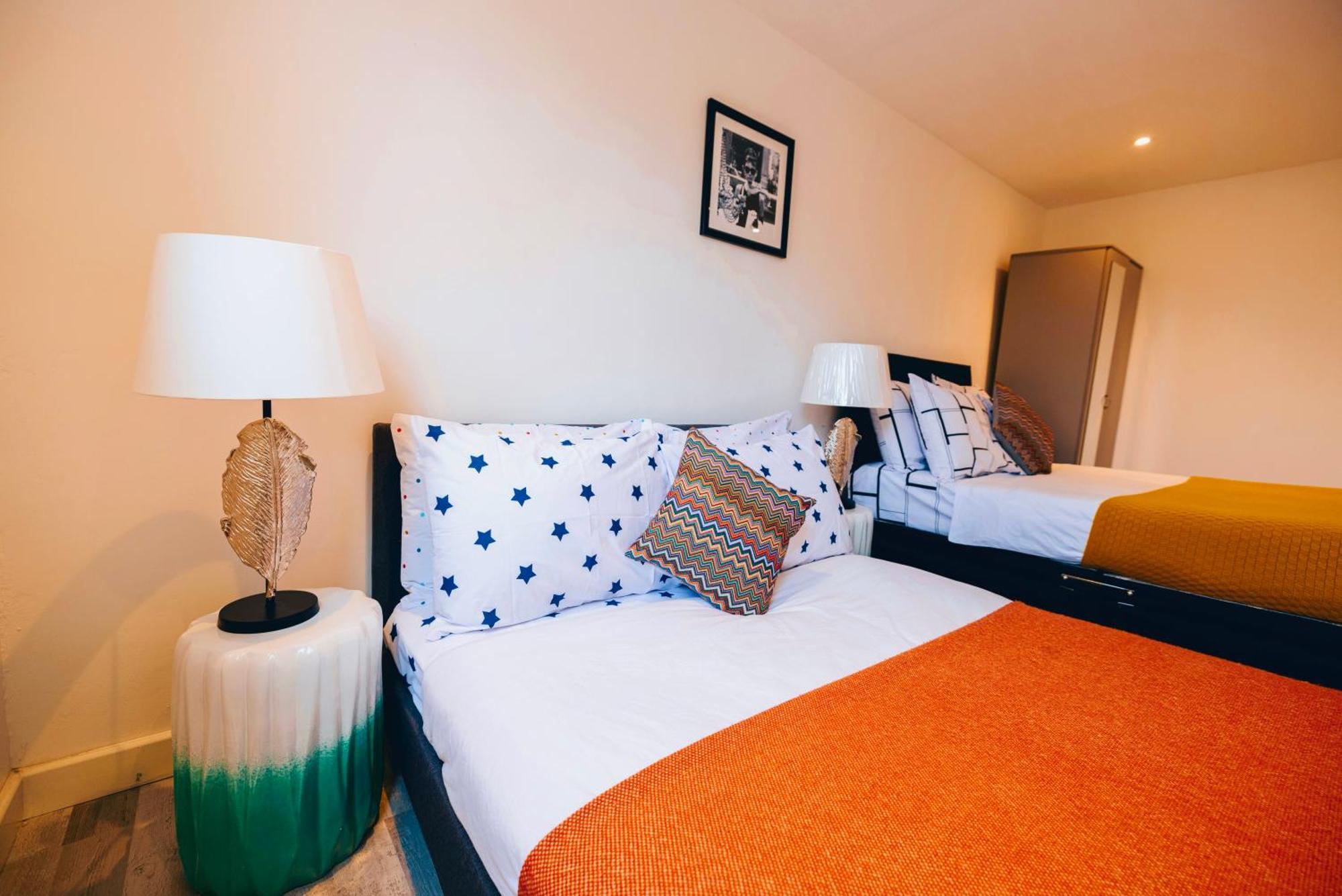 3 Bedroomflat-Free Parking-Wifi-Parking-8People London Exteriör bild
